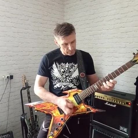 Студийная гитарная сессия